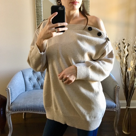 ✨NEW✨Off The Shoulder Sweater - Picture 1 of 4